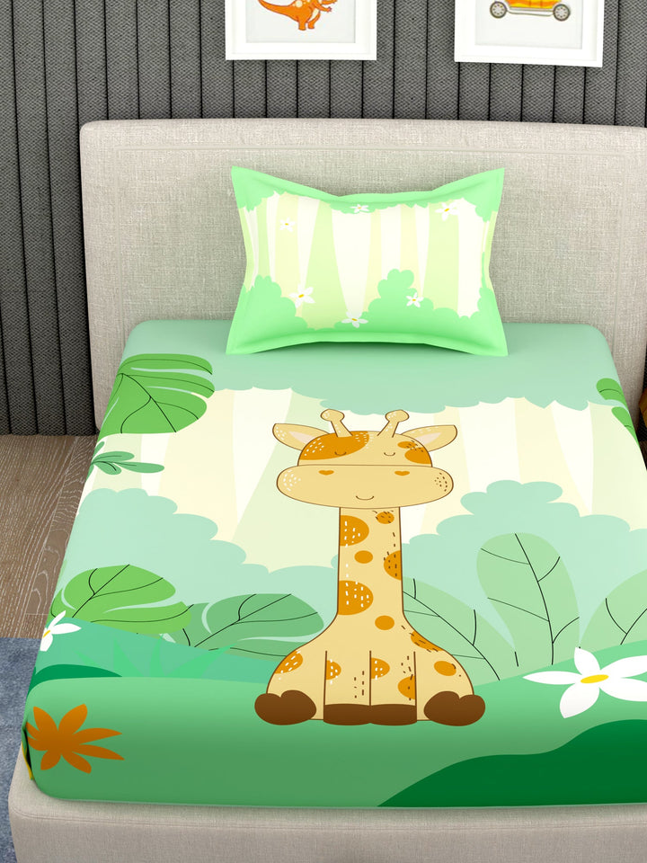 EverHome Green Animal Print 100%Cotton Single Bedsheet with 1 Pillow Cover (150X224 cm)