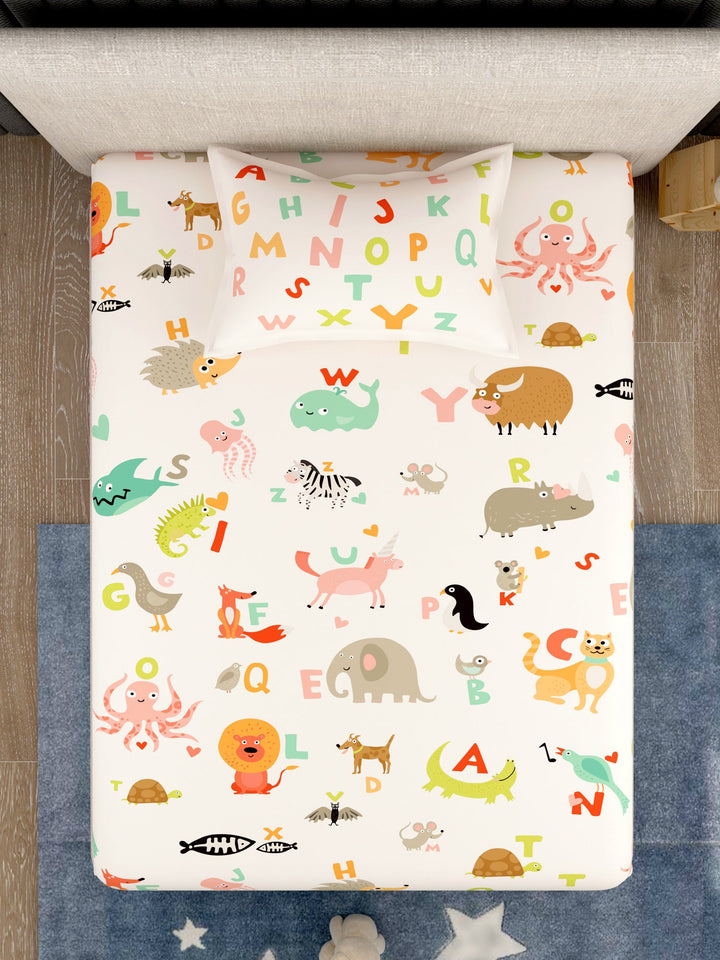 EverHome Cream Conversational Print 100%Cotton Single Bedsheet with 1 Pillow Cover (150X224 cm)